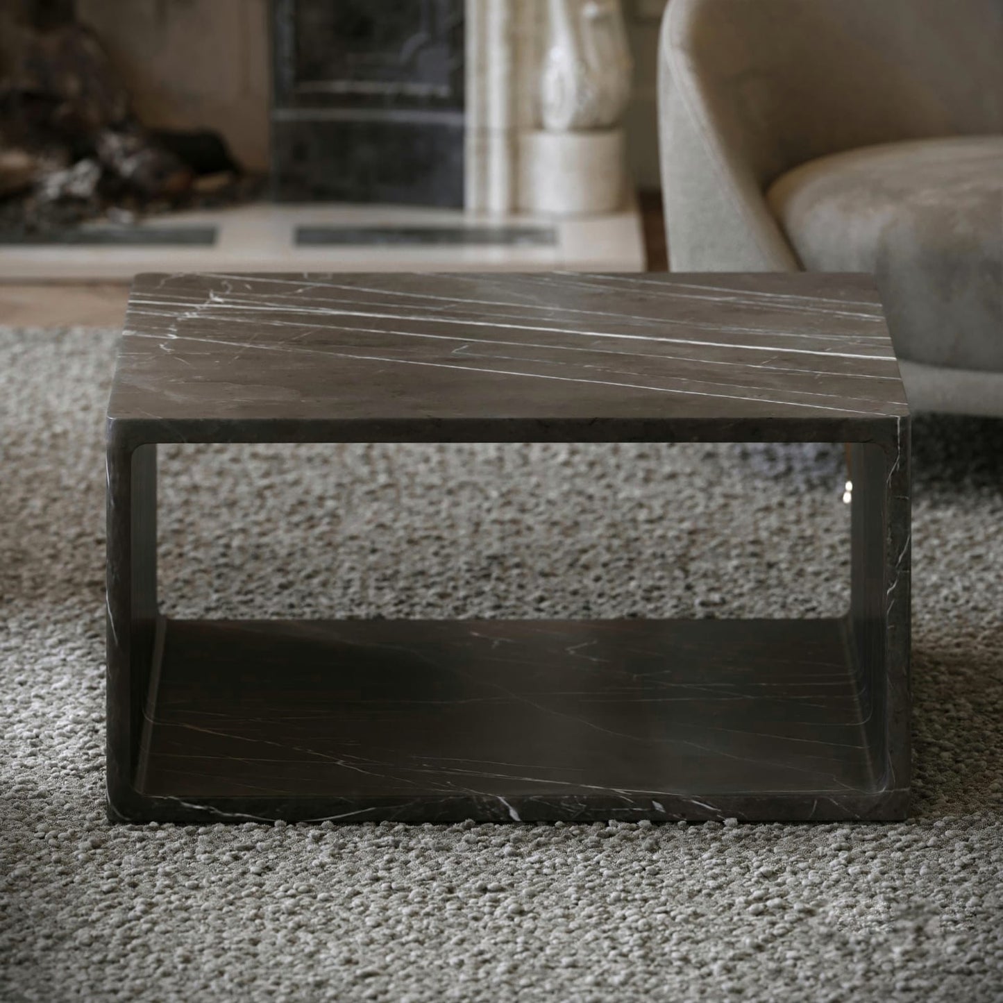 MESA MÁRMOL NEGRO 80*80*40 - ELEMENTO